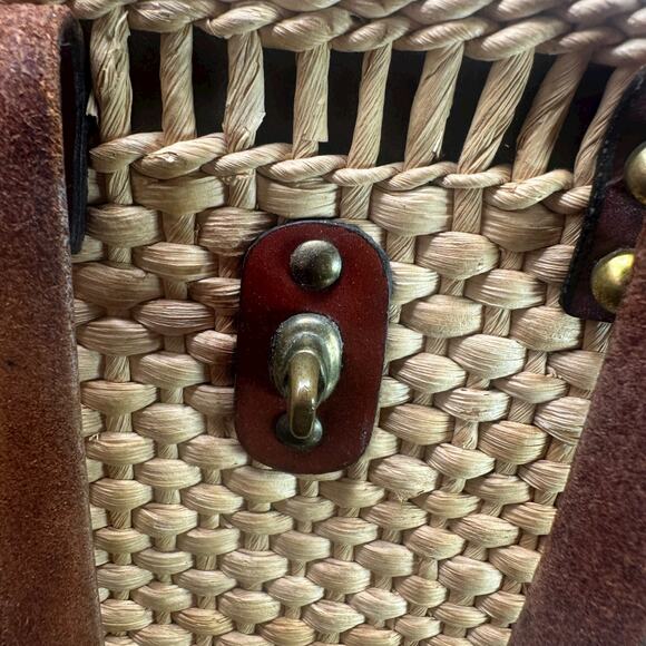 Vintage Etienne Aigner 60s Straw & Leather Tote Bag Satchel Purse
Unique - Picture 8 of 16